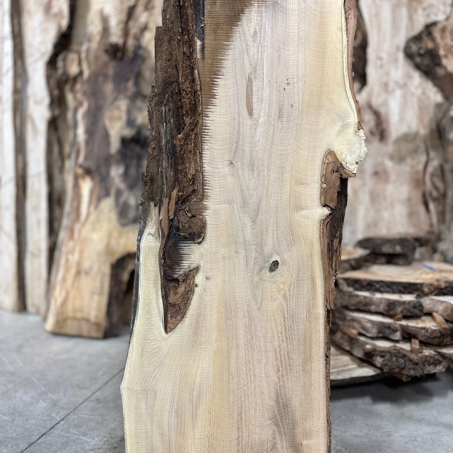 LiveEdge Black Locust | Black Locust | Double Diamond