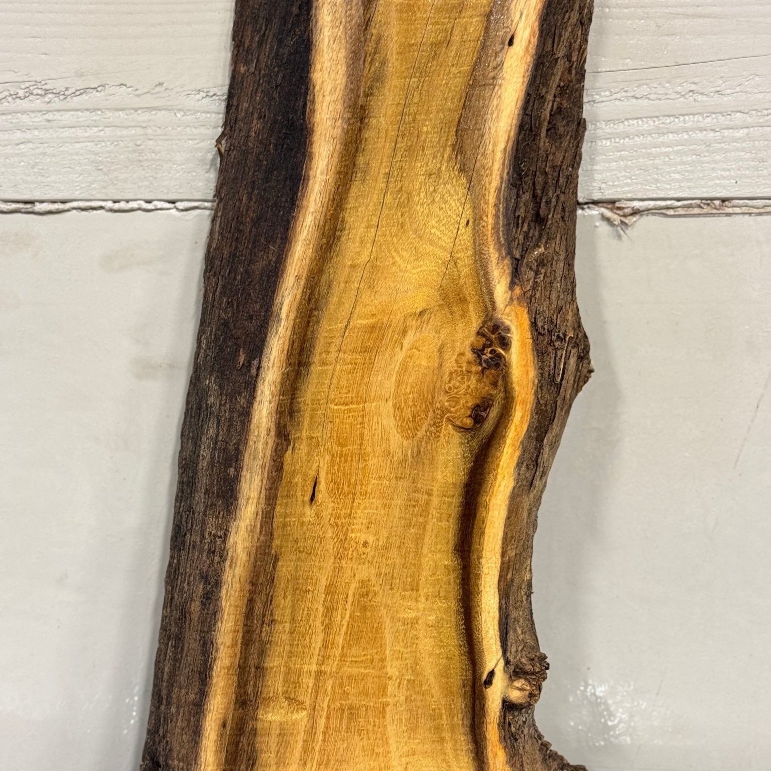 LiveEdge Black Locust | Black Locust | Double Diamond | BGDDBL732