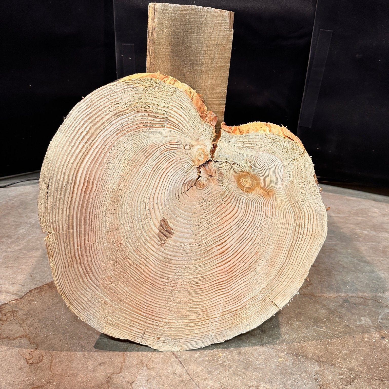 LiveEdge Douglas Fir Heart Shaped Cookie | Douglas Fir | Double Diamond