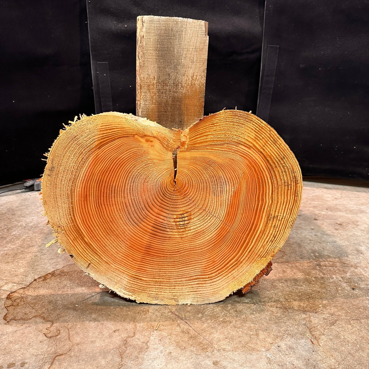 LiveEdge Douglas Fir Heart Shaped Cookie | Douglas Fir | Double Diamond