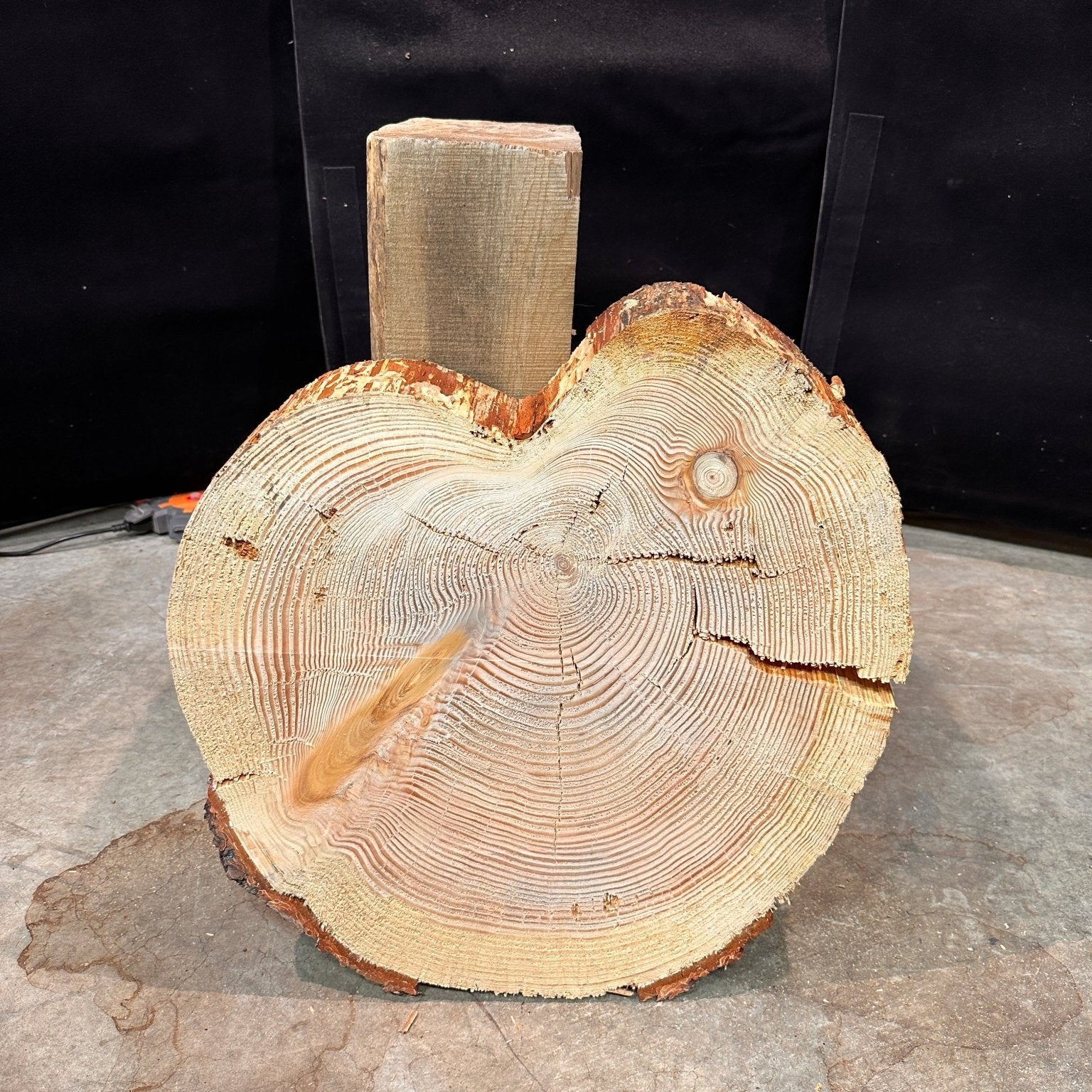 LiveEdge Douglas Fir Heart Shaped Cookie | Douglas Fir | Double Diamond