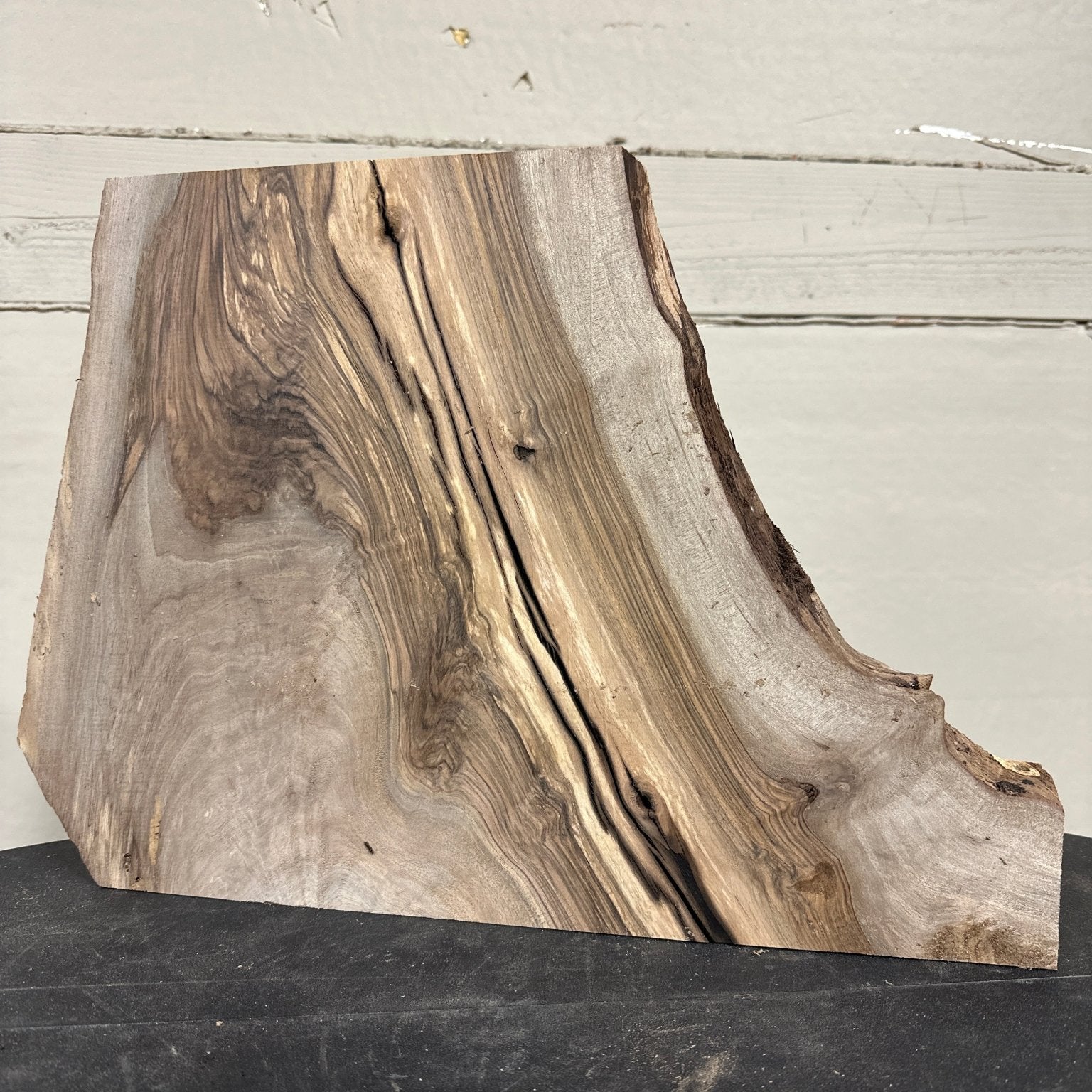 LiveEdge English Walnut | English Walnut | Double Diamond | BGDDEW727