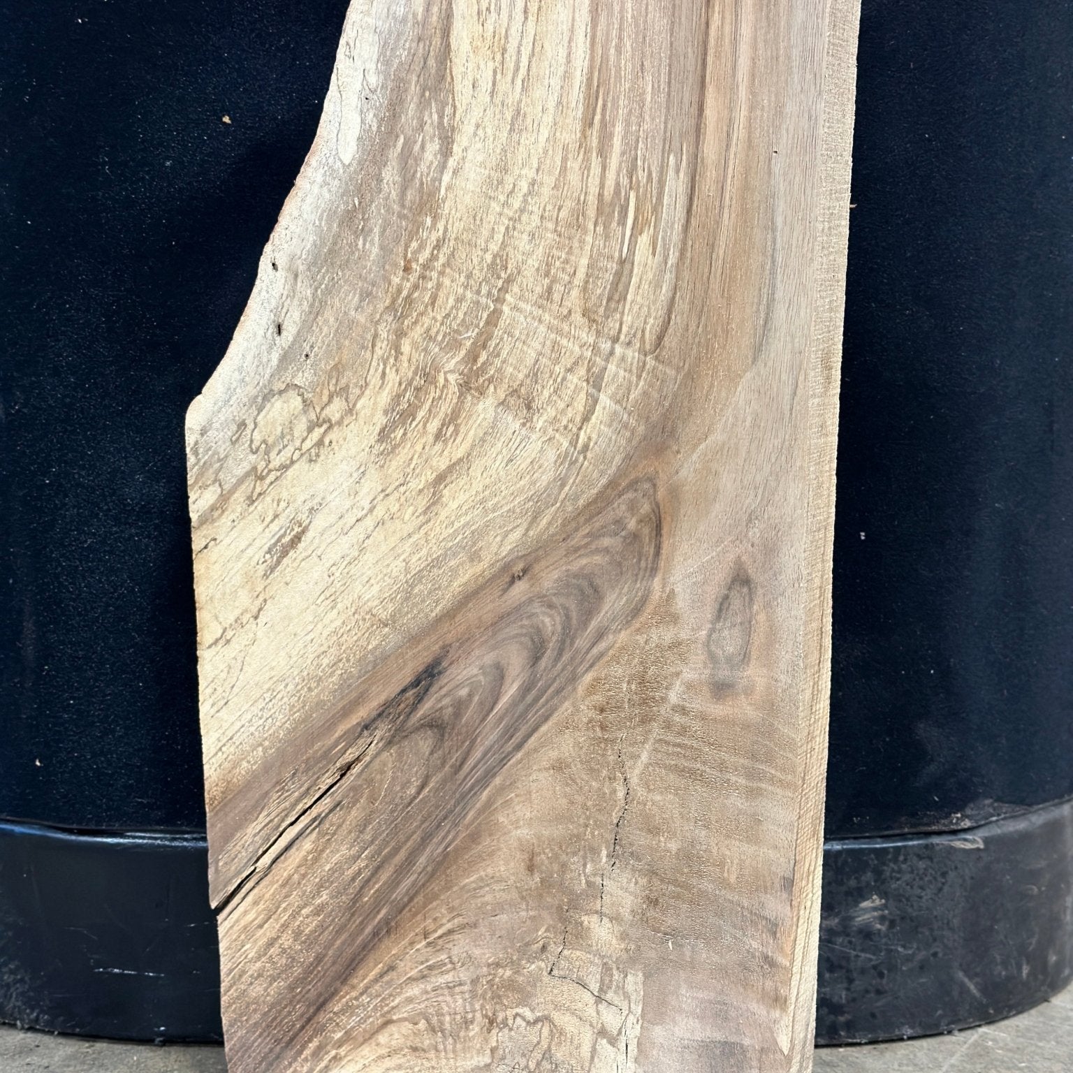 LiveEdge English Walnut | English Walnut | Double Diamond | BGDDEWCS.886