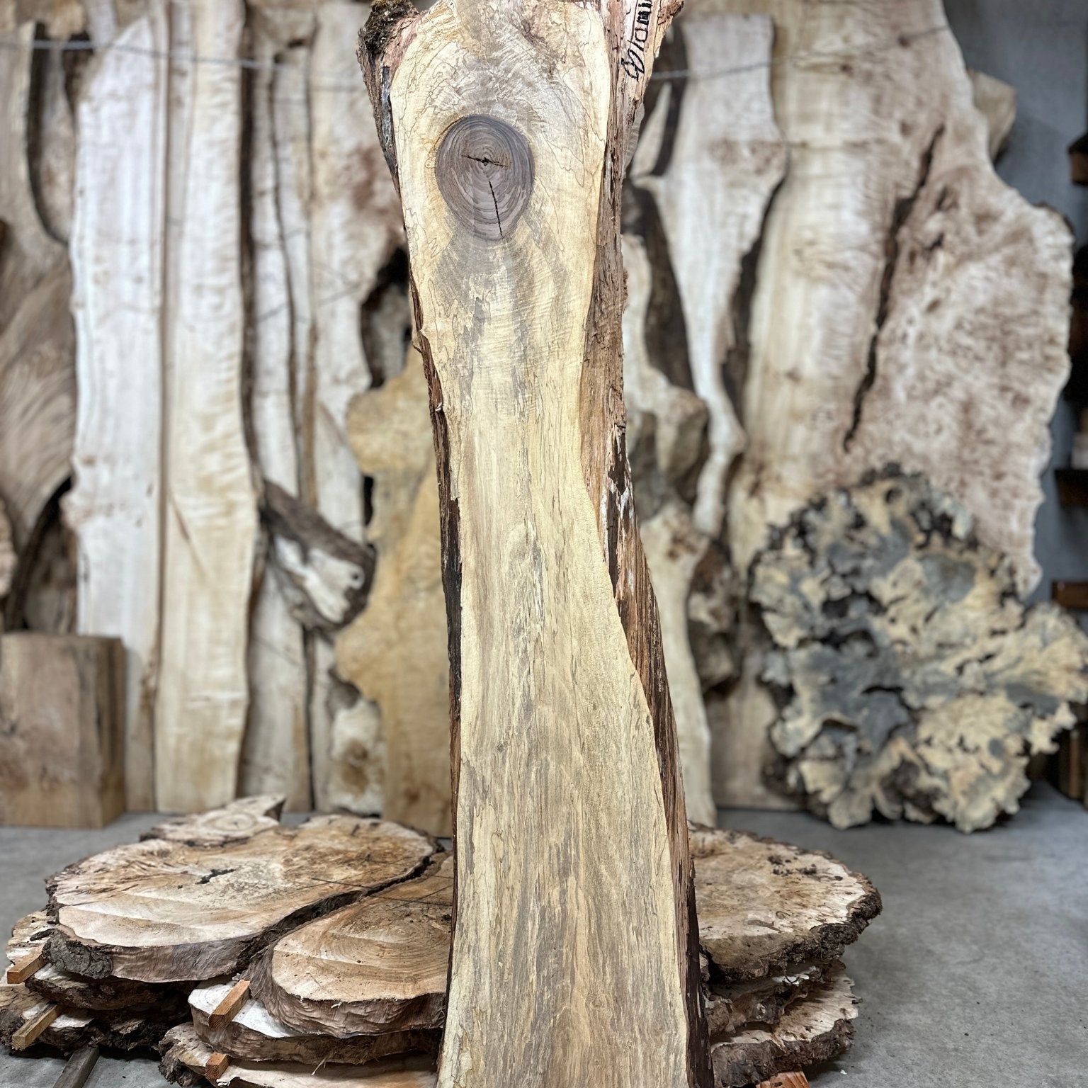 LiveEdge English Walnut | English Walnut | Hamilton Lee Supply