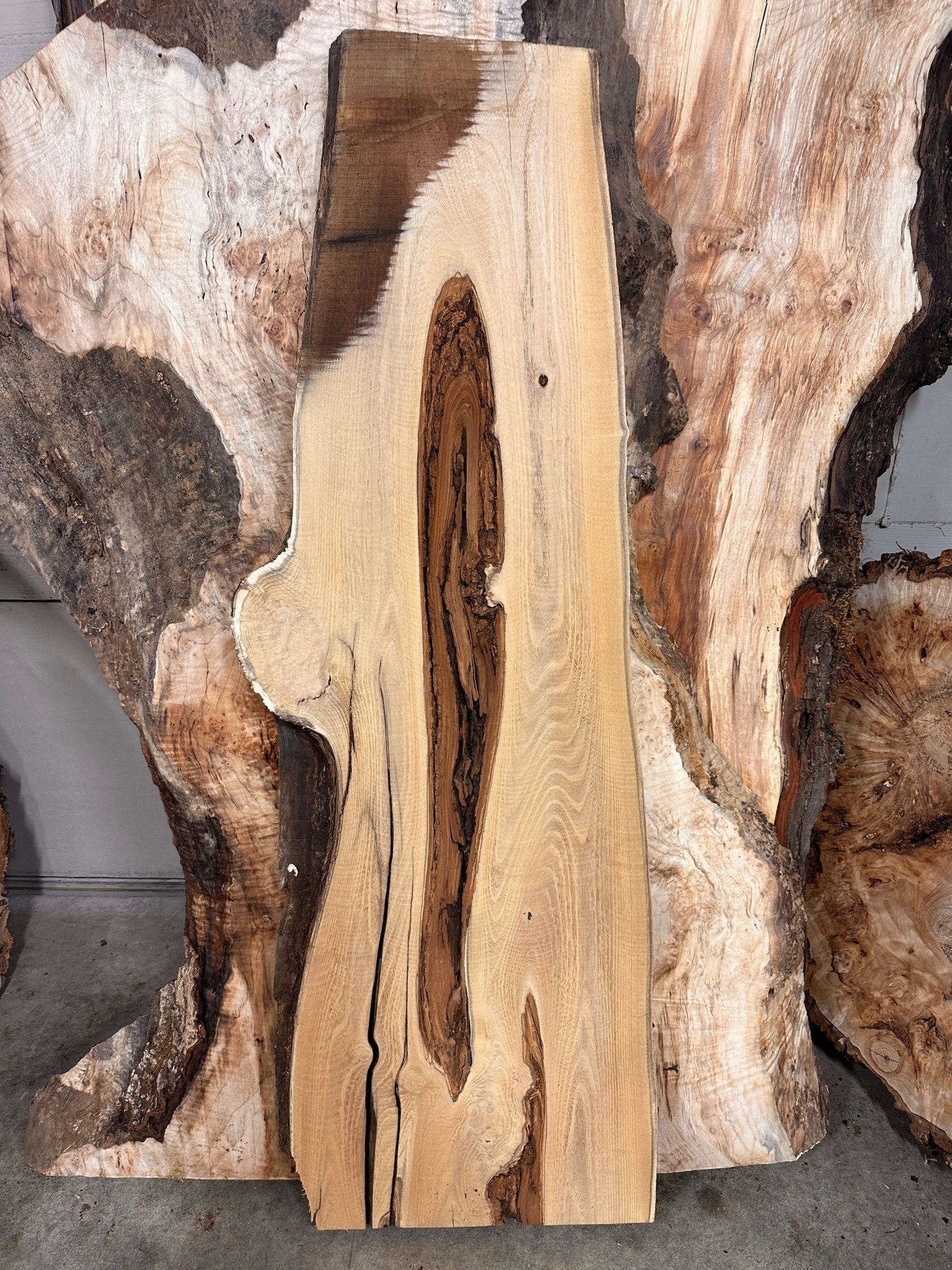 LiveEdge Black Locust | Black Locust | Double Diamond