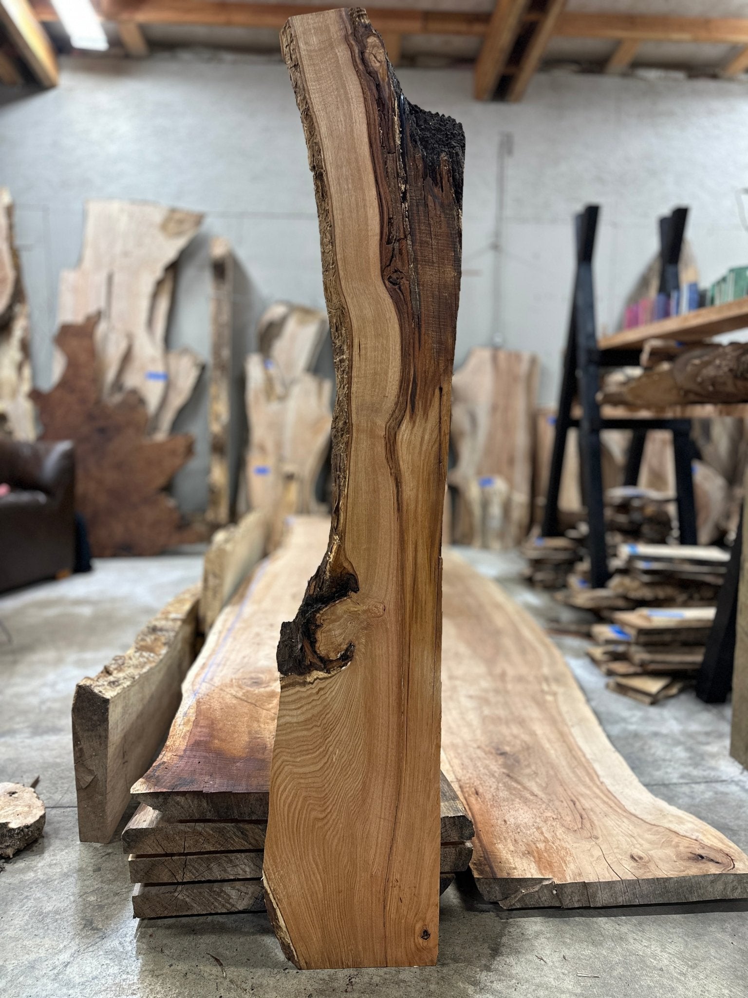 LiveEdge Chestnut | Chestnut | Double Diamond