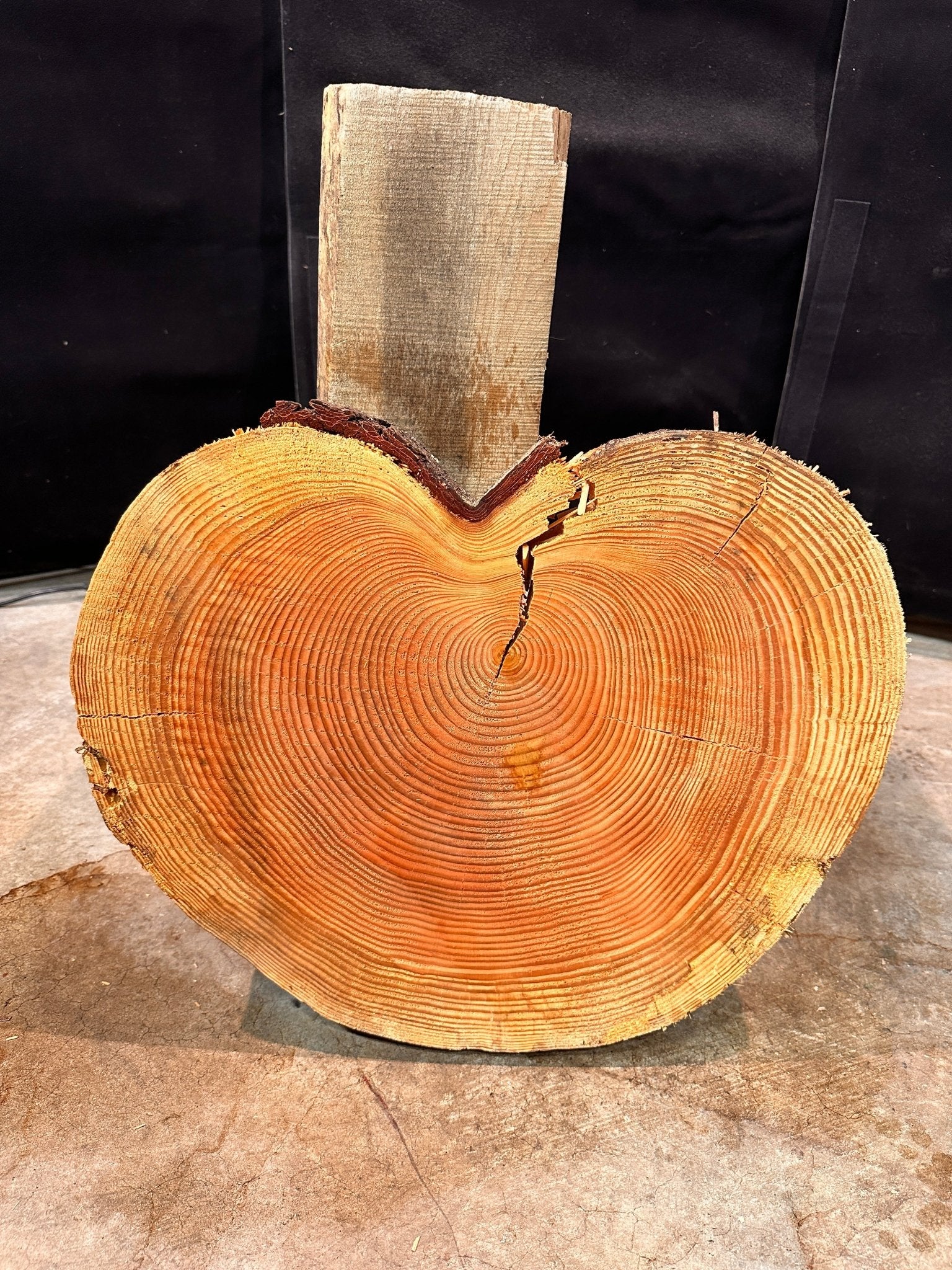 LiveEdge Douglas Fir Heart Shaped Cookie | Douglas Fir | Double Diamond