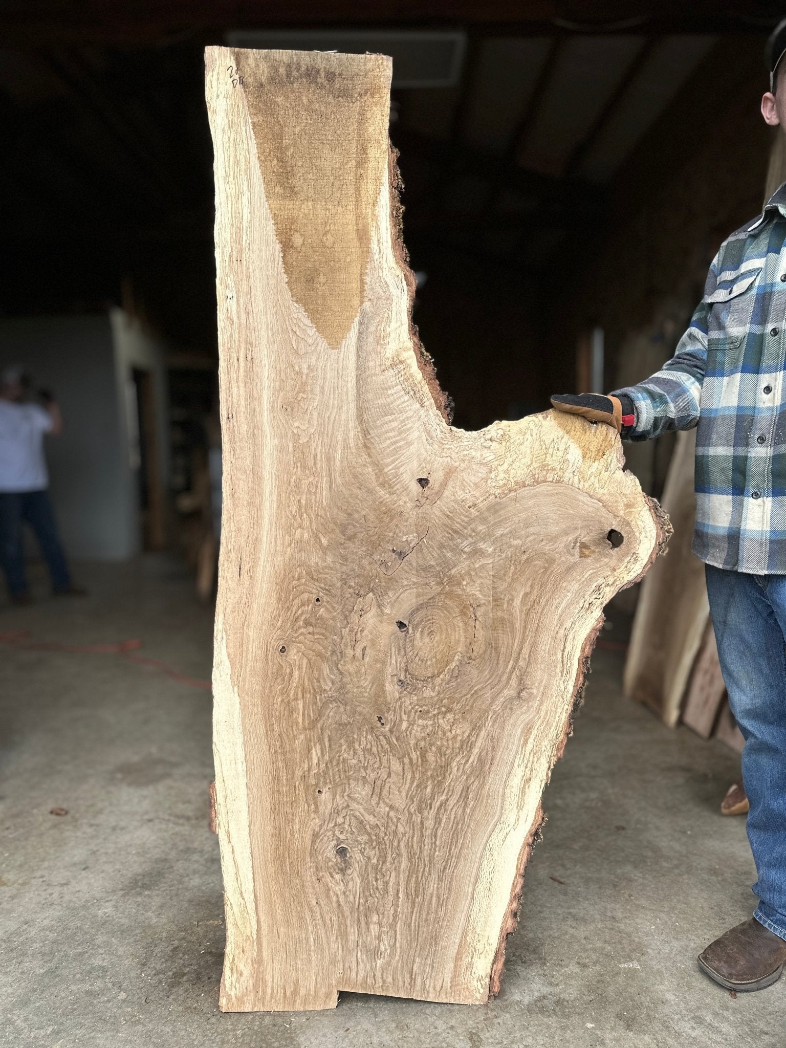 LiveEdge White Oak | White Oak | Double Diamond